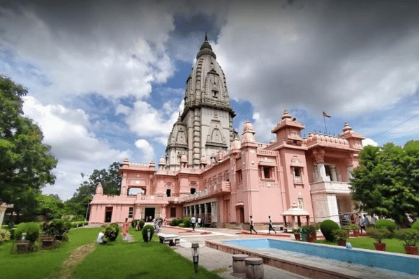 Essence of Varanasi 